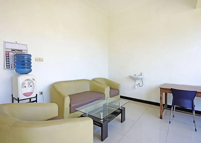 Hotel O Ruby Homestay Syariah Surabaya