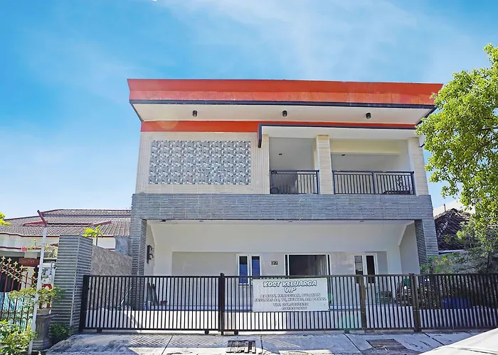 Hotel O Ruby Homestay Syariah Surabaya